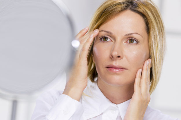 Поява на бръчки през менопаузата Поява на бръчки през менопаузата