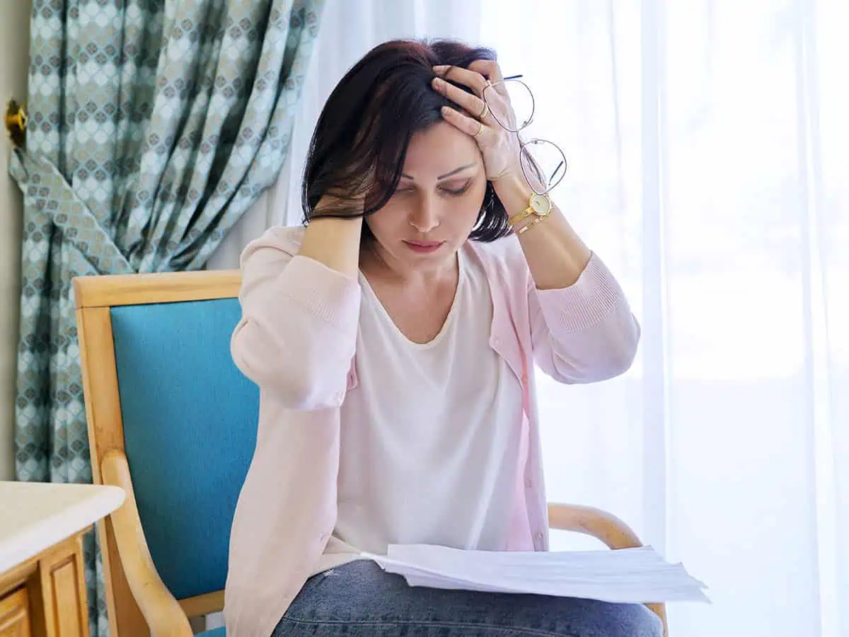 Защо имам течение през менопаузата